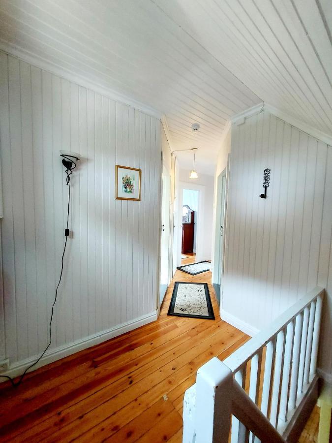 Solrik Beliggenhet I Lofotens Storste Fiskevaer Villa Ballstad Bagian luar foto