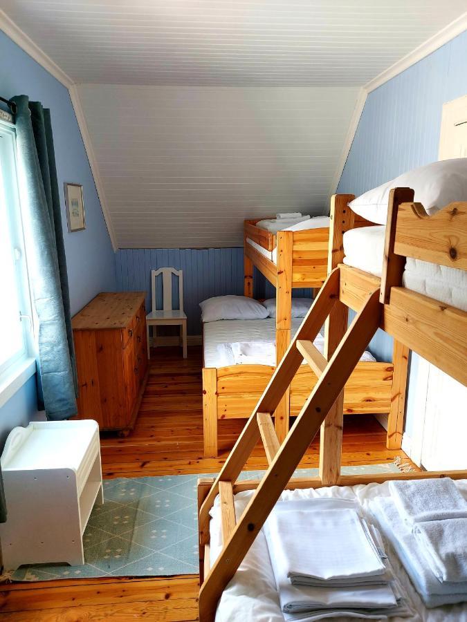 Solrik Beliggenhet I Lofotens Storste Fiskevaer Villa Ballstad Bagian luar foto